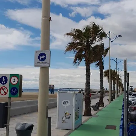 Κάμπινγκ Mobil 6 Personnes Climatise . *